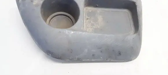 KIA Carens I Cup holder 0k2fa68870