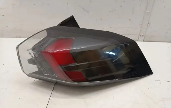 Peugeot 2008 II Rear/tail lights 2695020201 FR2695020201