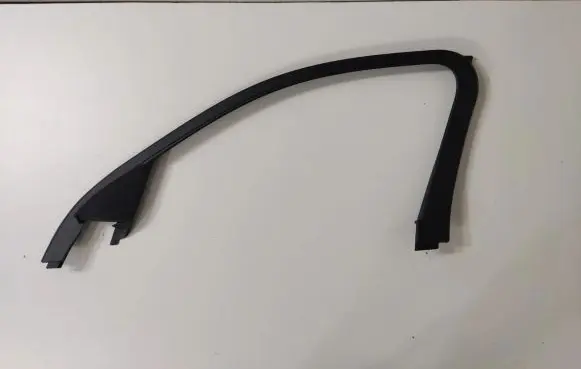 BMW X4 G02 Door glass trim 7423142 7423144