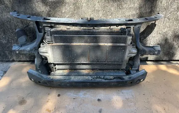 Volkswagen Transporter - Caravelle T5 Radiator support slam panel PAST525P