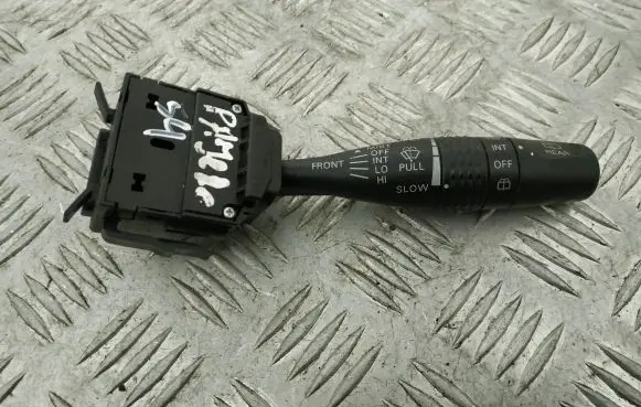 Mitsubishi Pajero Wiper speed switch 17D714