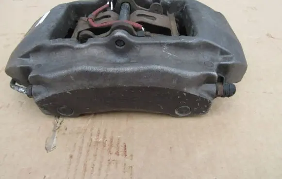 Porsche Boxster 986 Front brake caliper 986351422