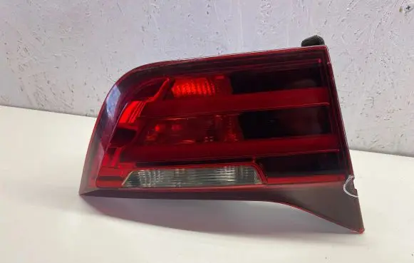 BMW 4 F32 F33 Tailgate rear/tail lights 8059655 618000E13484