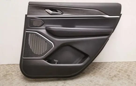 Jeep Grand Cherokee WL Rear door card panel trim 6XN36TX7AC