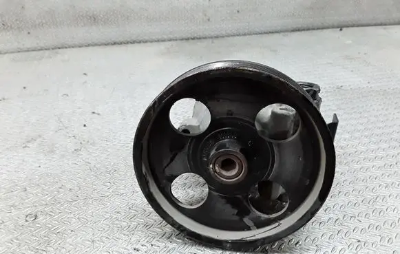 Renault Laguna II Power steering pump 8200071050