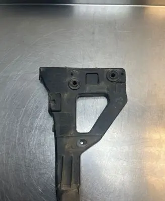 Audi A6 S6 C6 4F Front bumper mounting bracket 4F0807227