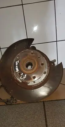 Volkswagen Touareg I Rear wheel hub spindle/knuckle 
