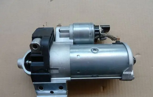 BMW X3 G01 Starter motor RSW22A12T