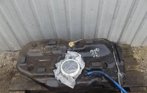 Fiat Grande Punto Fuel tank 