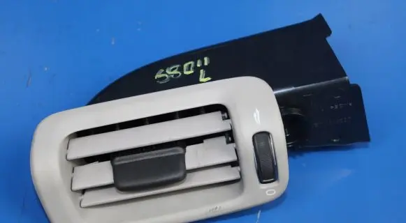 Volvo S80 Dashboard side air vent grill/cover trim