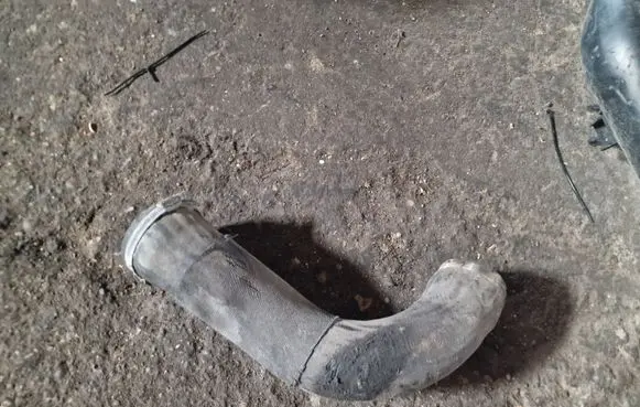 Volvo S80 Intercooler hose/pipe