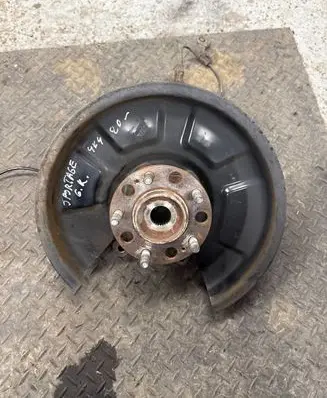 Rear wheel hub