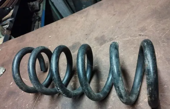 Dodge Durango II Front coil spring 52039247