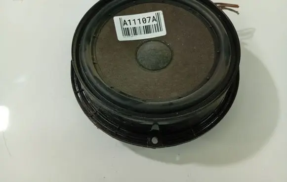 Seat Altea Front door speaker 1P0035411