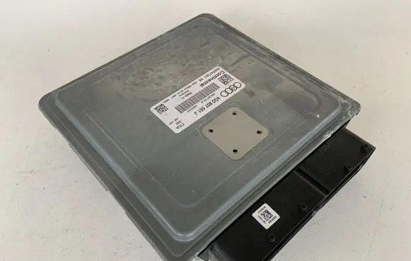 Audi A6 S6 C7 4G Engine control unit/module 4G0907551J 4G0907551A