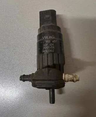 Audi A3 S3 A3 Sportback 8P Windscreen/windshield washer pump 1K6955651 36003302