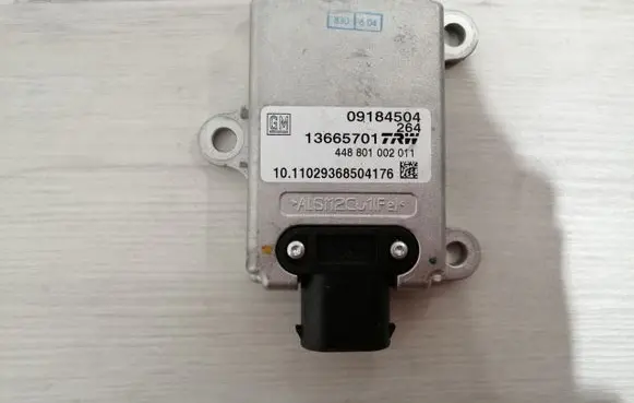 Opel Vectra C ESP acceleration yaw rate sensor 13665701 09184504 448801002011