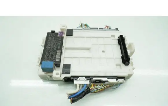 Suzuki Swift III Fuse box set 