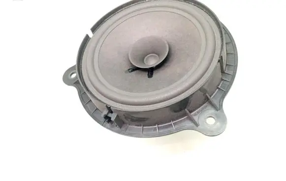 Nissan Note (E12) Front door speaker 