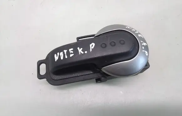 Nissan Note (E11) Front door interior handle