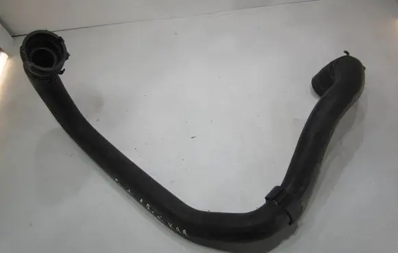 Volkswagen Golf Plus Engine coolant pipe/hose 3C0122051AT K114446