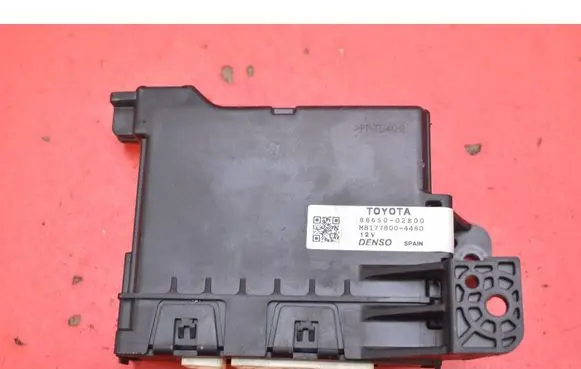Toyota Auris E180 Engine control unit/module ECU 8865002E00