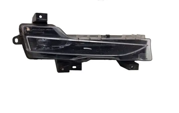 Tesla Model 3 Front fog light 107739600C 103018A F00HTE500607