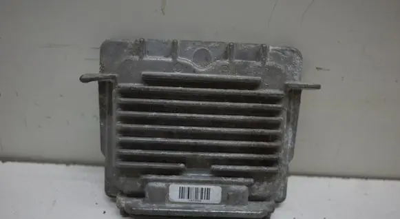 Volvo V50 Headlight ballast module Xenon 