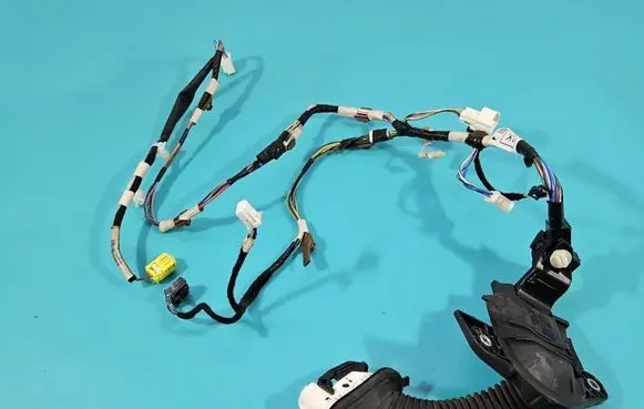 Toyota Corolla E210 E21 Front door wiring loom 821520ZK90 IMPRK1579454