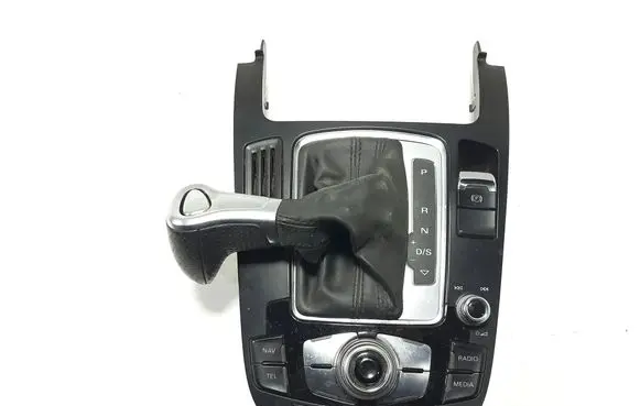 Audi A5 8T 8F Head unit multimedia control 8T0919611B