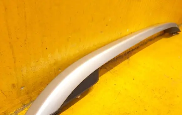 Nissan NP300 Roof bar rail