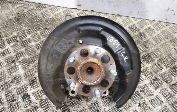 KIA Niro Rear wheel hub V30L