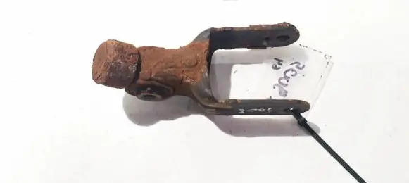 Peugeot 307 Engine mount bracket