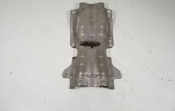 Exhaust heat shield