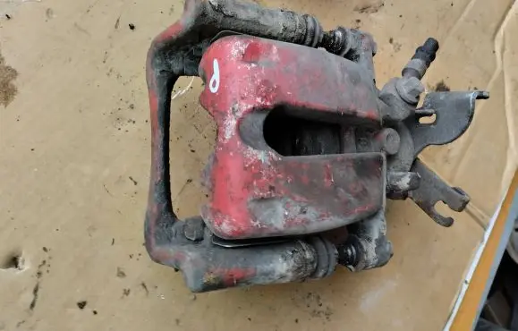 Opel Insignia A Rear brake caliper