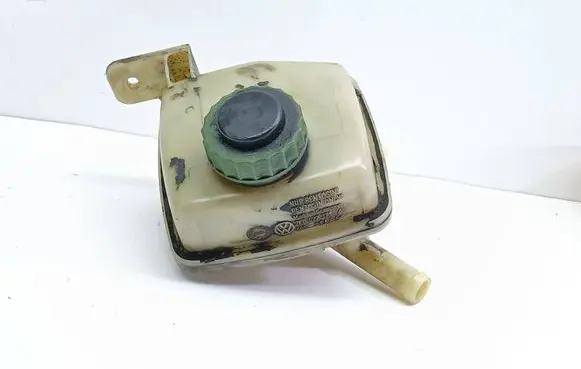 Volkswagen Caddy Power steering fluid tank/reservoir 2K0422371A