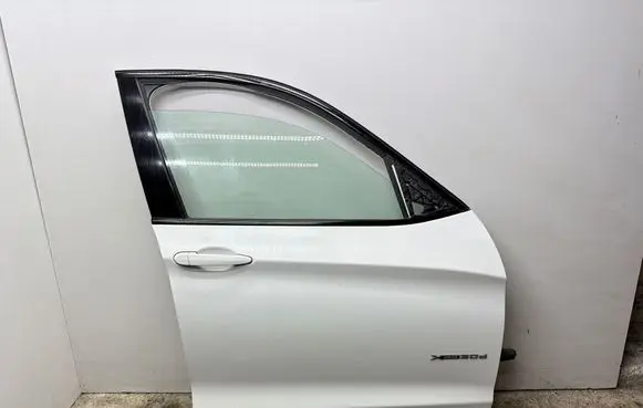 BMW X3 F25 Front door 