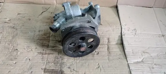 Chevrolet Camaro Water pump 545297251 12637140 12690252