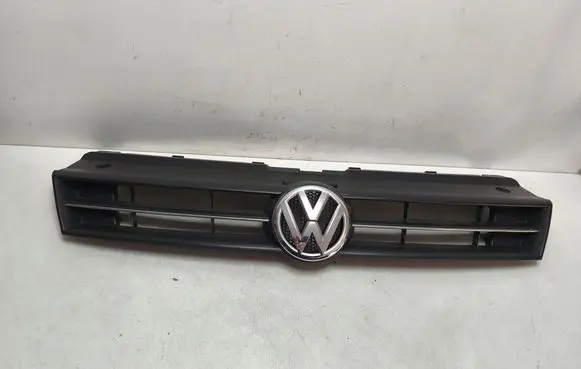 Front bumper upper radiator grill