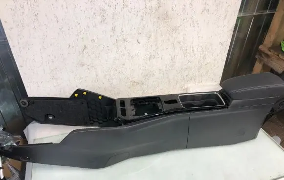 Opel Mokka B Center console 9834680380