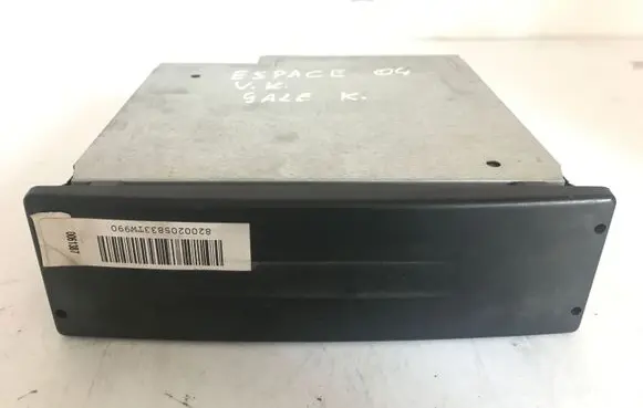 Renault Espace - Grand espace IV Radio/CD/DVD/GPS head unit 8200205833 8200205833TW990