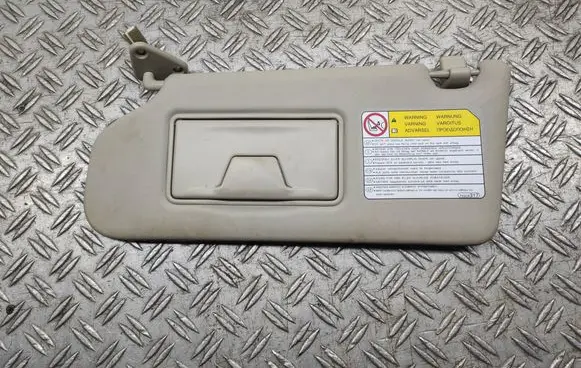 Mitsubishi Outlander Sun visor 