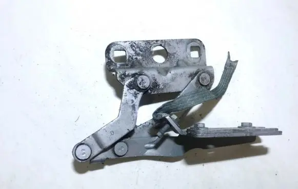 Citroen Xsara Tailgate/trunk/boot hinge