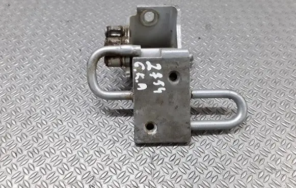 Audi A8 S8 D3 4E Rear door lower hinge 4E0833411B
