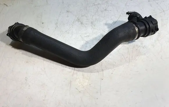 BMW 5 E60 E61 Engine coolant pipe/hose 7789742