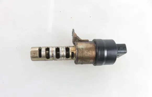 Mazda 3 I Camshaft vanos timing valve K5T45575 3M4G6M280AC