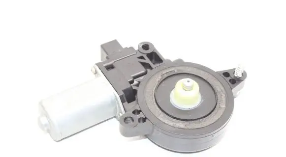 Mazda 3 II Rear door window regulator motor D01G5858X