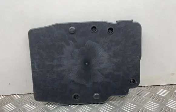 Ford C-MAX II Engine control unit box AV6112A532AC