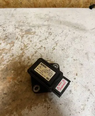 Mercedes-Benz E W211 ESP acceleration yaw rate sensor A0025426618 0265005246 0015623