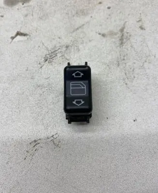 Mercedes-Benz S W140 Electric window control switch 1408210251 03809741